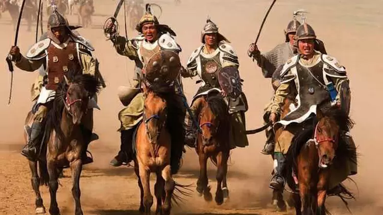 During the Yuan Dynasty, personally organized by Genghis Khan, a military force composed of nobles and the sons of distinguished generals was known as?