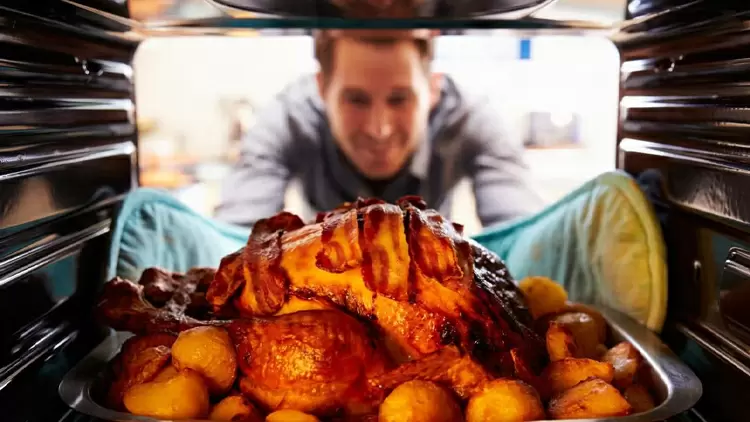 Hats off to you, Thanksgiving connoisseur!