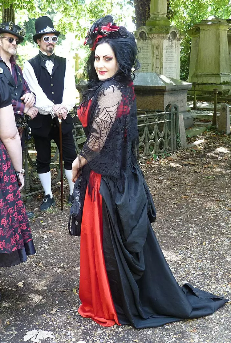 You fit into the Gothic Style!