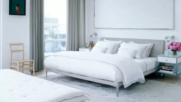 Can you survive inside a white room?