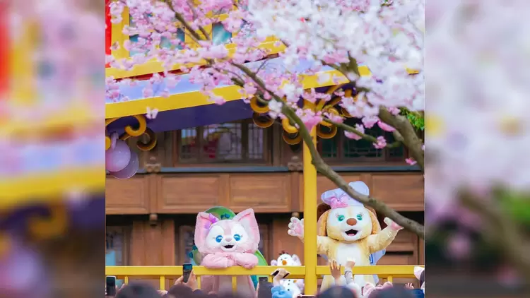 In a Disney fairy tale, which scene would you most want to be a part of?